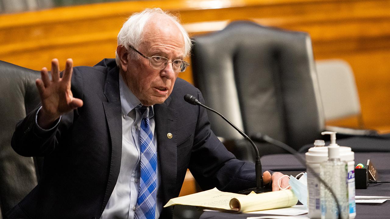 Sanders, Trump ve Netanyahu'nun bitmek bilmeyen savaşlar yürüttüğünü söyledi