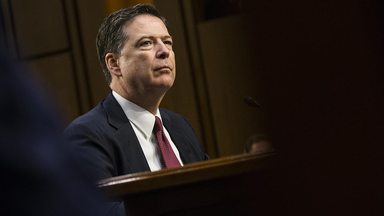 Eski FBI Direktörü James Comey'e Trump'a tehdit suçlaması