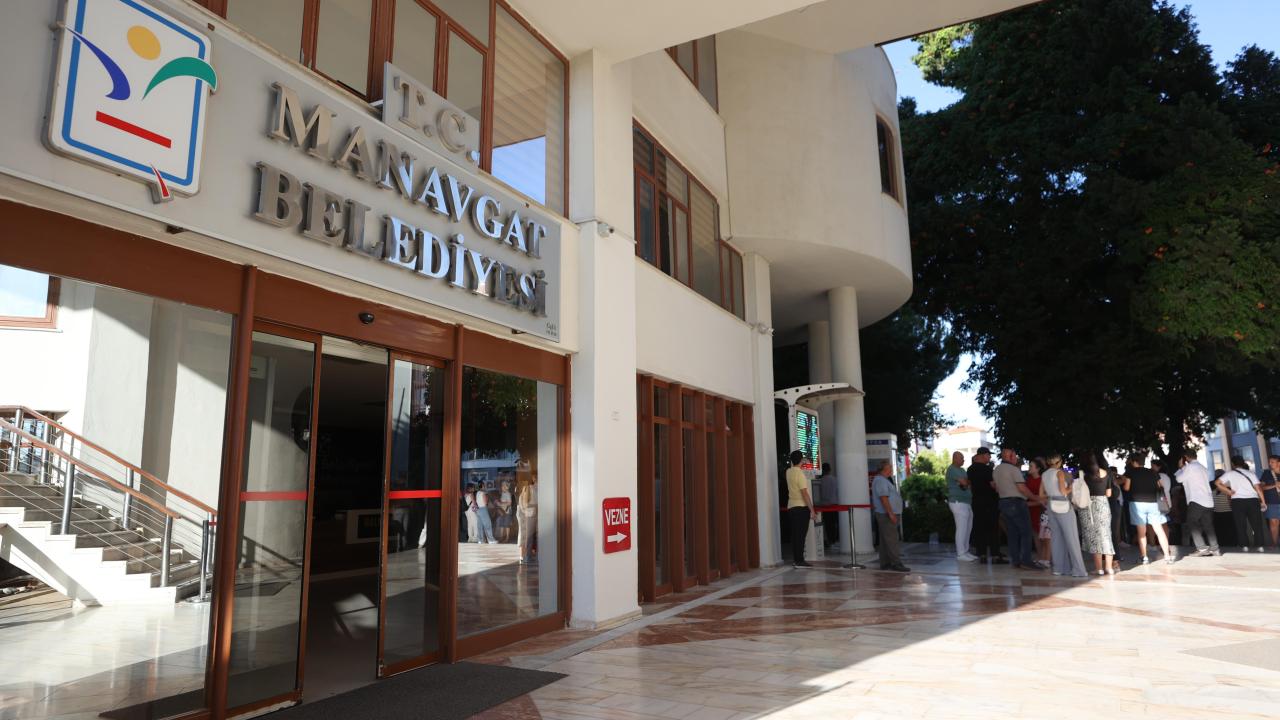 Manavgat Belediyesine 'rüşvet' soruşturması: Duruşma 12 Mayıs'a ertelendi