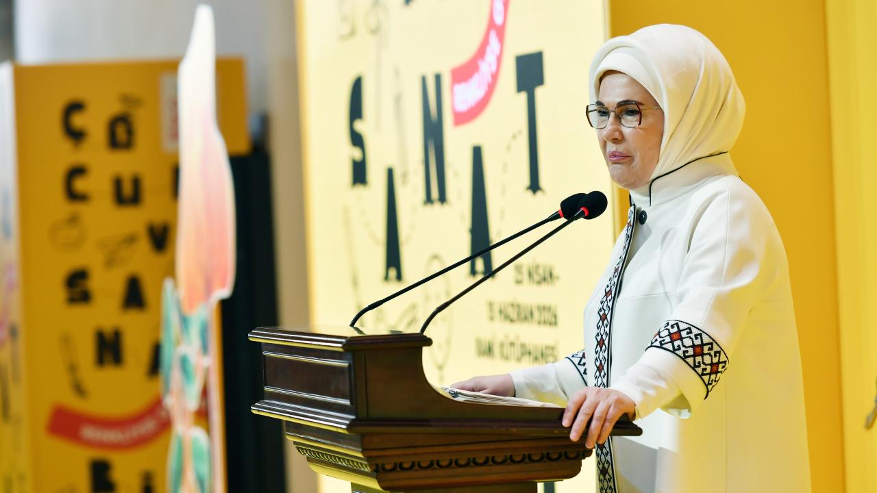 Emine Erdoğan'dan Rami Çocuk ve Sanat Bienali'ne ilişkin paylaşım