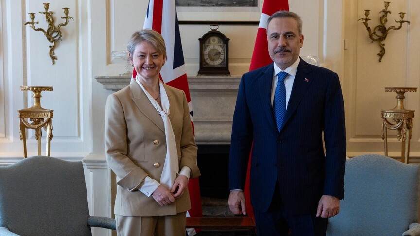 Türkiye ile İngiltere arasında "Stratejik Ortaklık Çerçeve Belgesi" imzalandı