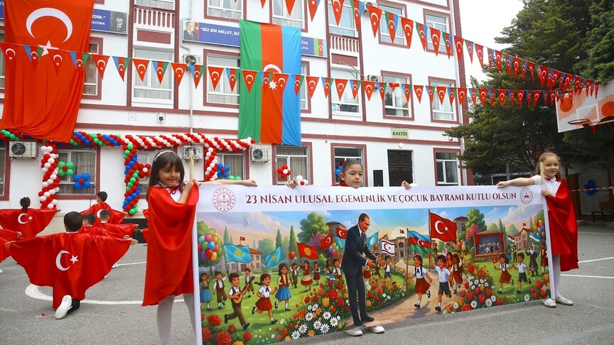 Dünyadan 23 Nisan Kutlamaları