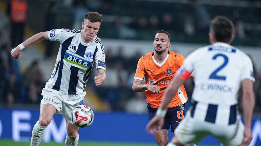 Başakşehir, Kasımpaşa'yı 4 golle geçti