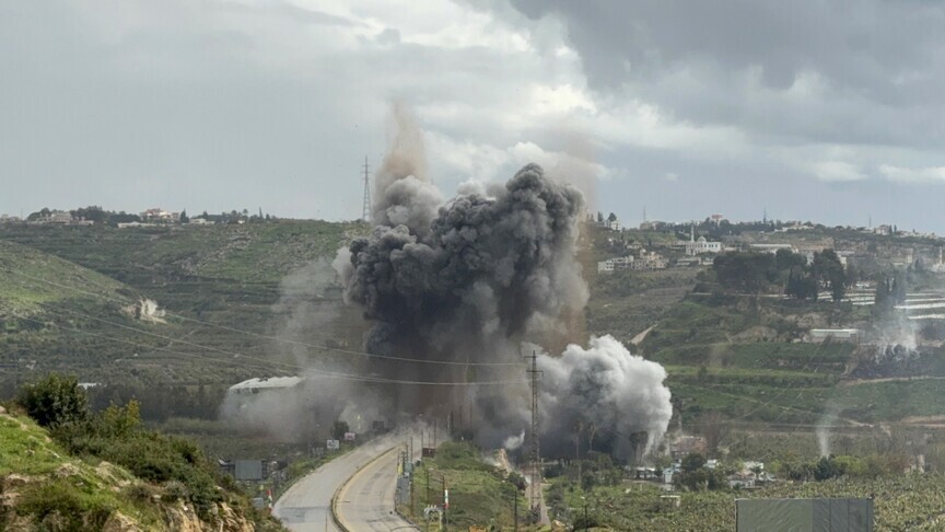 Trump, İsrail ile Lübnan arasındaki ateşkesin 3 hafta uzatılacağını açıkladı