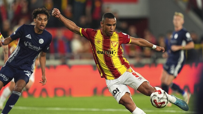 Göztepe, sahasında Antalyaspor'u mağlup etti