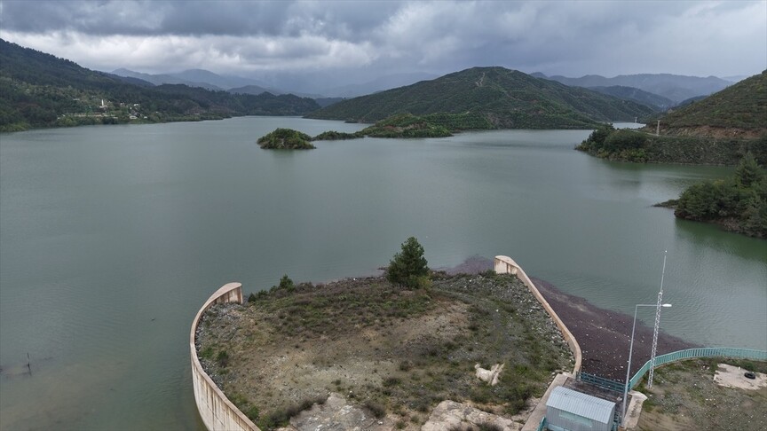 Hatay'da kritik seviyeleri gören barajlardaki doluluk oranı yağışlarla arttı