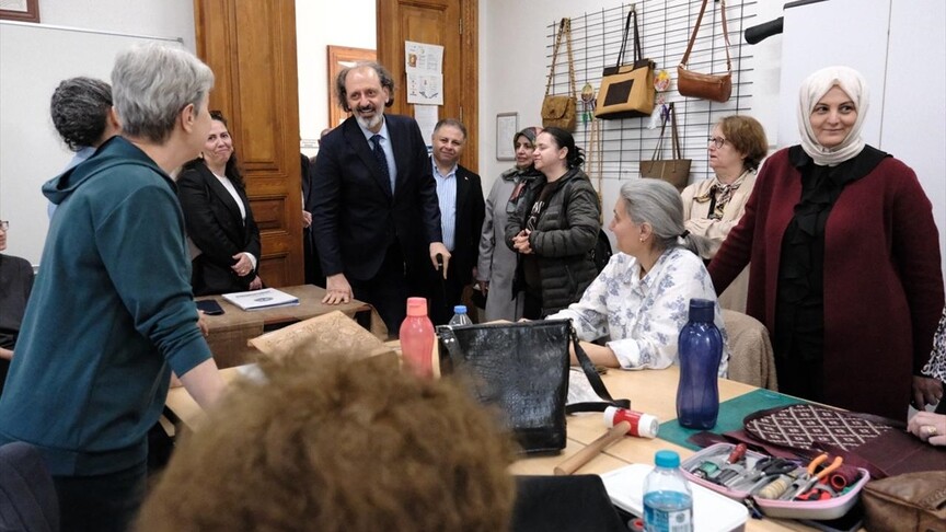 AK Parti'nin İstanbul'da esnaf ve vatandaş buluşmaları