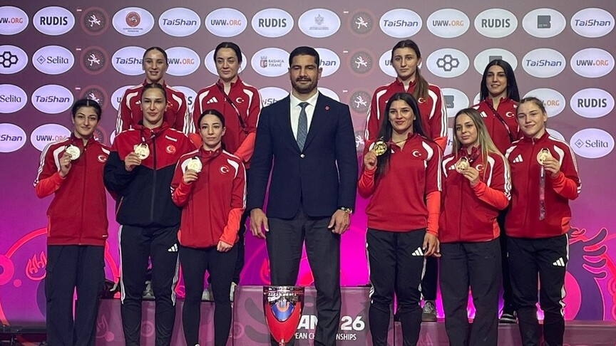 Kadın milli güreşçiler, Avrupa Şampiyonası'nda performanslarıyla göz doldurdu