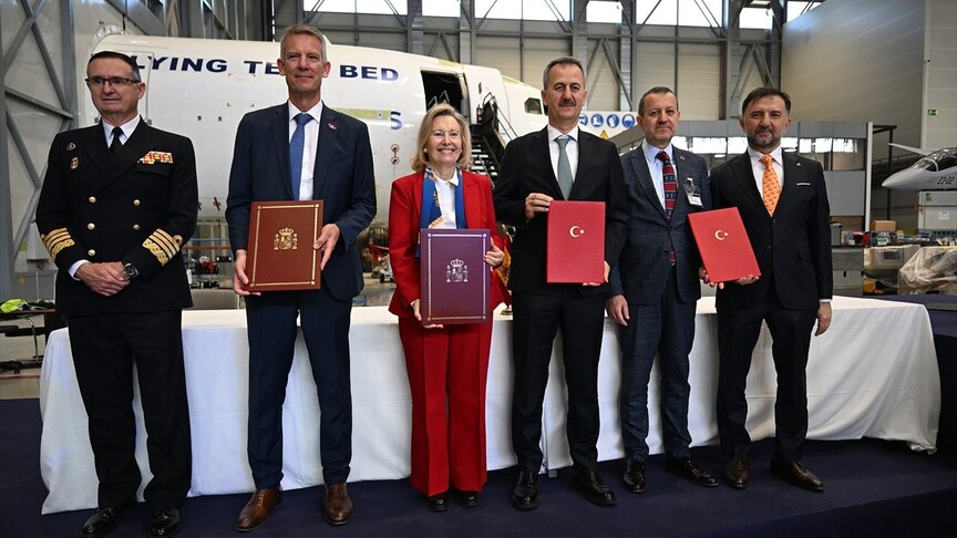 HÜRJET'in İspanya'ya ihracına ilişkin Madrid'de imza töreni düzenlendi