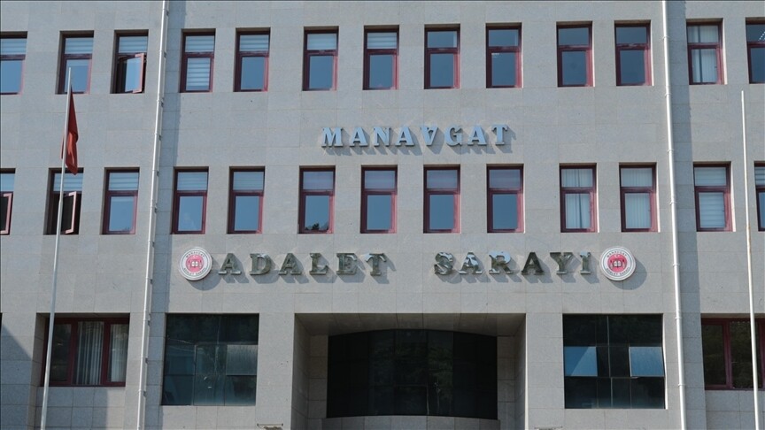 Manavgat Belediyesine yönelik "rüşvet" davası sanıklarının yargılanması sürüyor