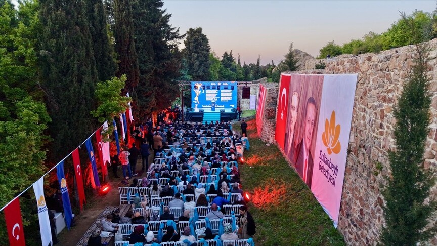 "12. Uluslararası İstanbulensis Şiir Festivali" farklı ülkelerden birçok şairi ağırlıyor